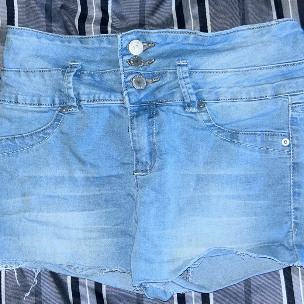 Size 5 they are high rise